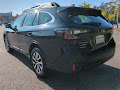 2022 Subaru Outback 2.5i