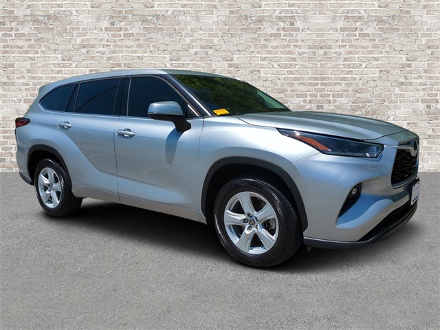 2021 Toyota Highlander LE