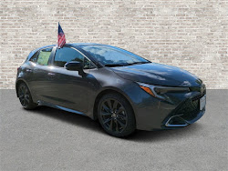 2025 Toyota Corolla Hatchback XSE