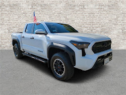 2025 Toyota Tacoma TRD Off-Road