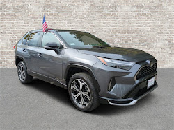 2025 Toyota RAV4 Plug-In Hybrid XSE