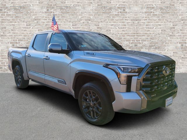 2026 Toyota Tundra Hybrid Platinum