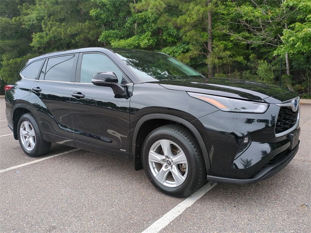 2023 Toyota Highlander Hybrid LE