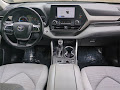 2023 Toyota Highlander Hybrid LE