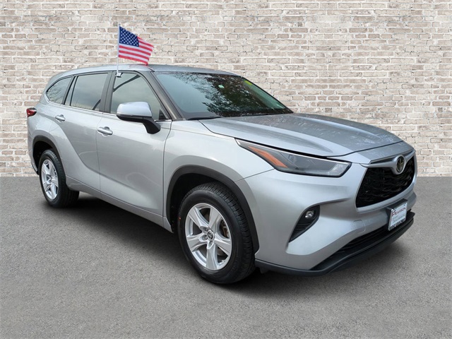 2023 Toyota Highlander LE
