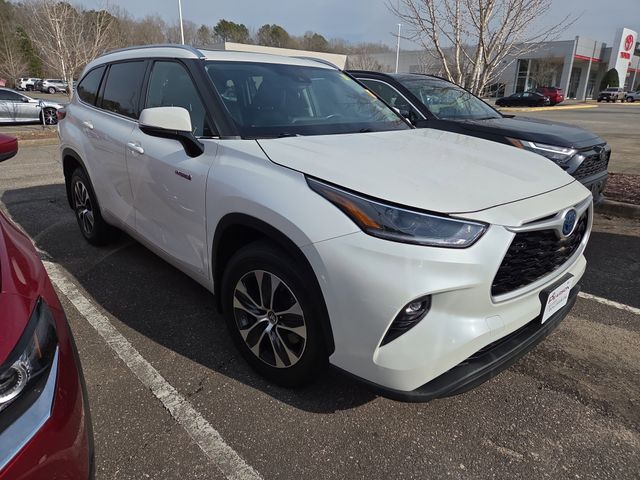 2021 Toyota Highlander Hybrid XLE