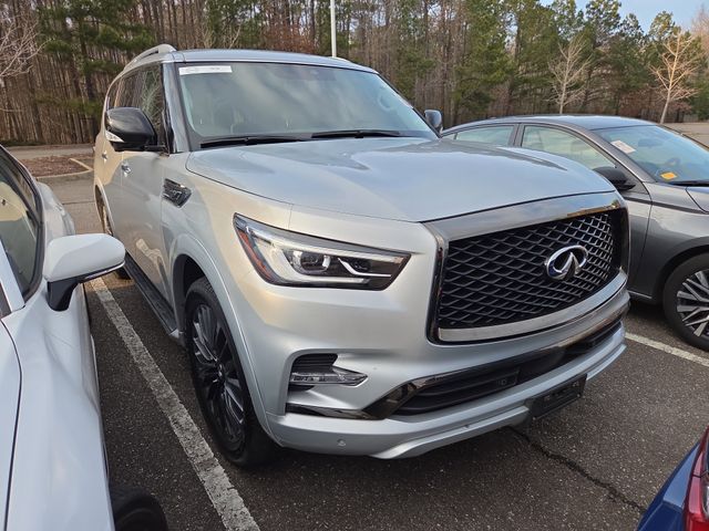 2022 INFINITI QX80 Premium Select