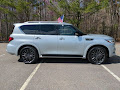 2022 INFINITI QX80 Premium Select