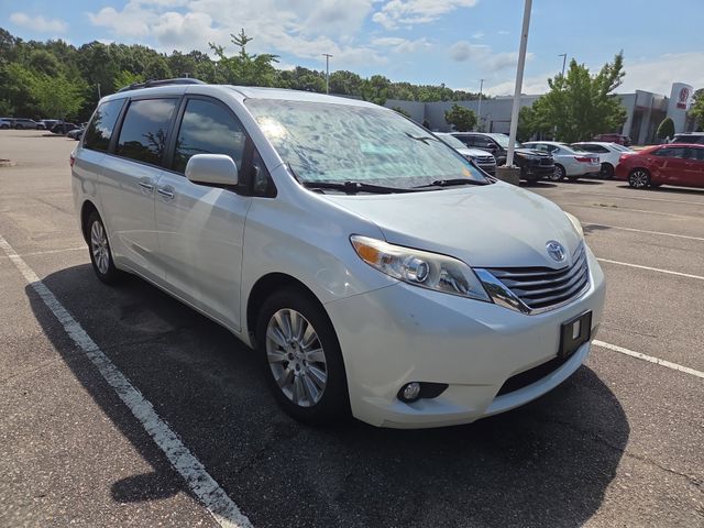2015 Toyota Sienna XLE Premium
